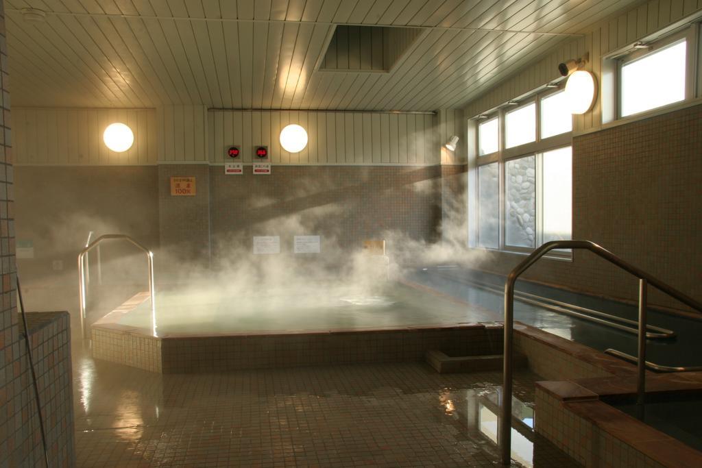 Natural Onsen Hostel Hidamari no Yu Takayama (Gifu) Exterior foto